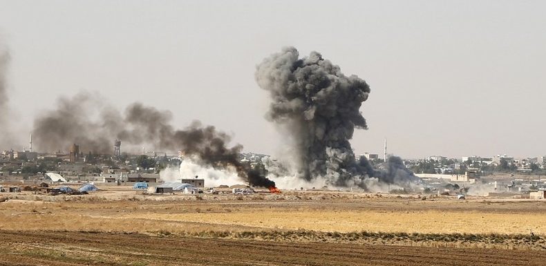 Offensive turque en Syrie : un convoi de civils dans lequel se trouvaient des journalistes bombardé