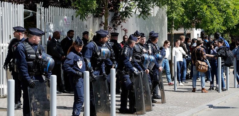 Heurts entre antifas et militants du syndicat La Cocarde étudiante à l’université de Nanterre