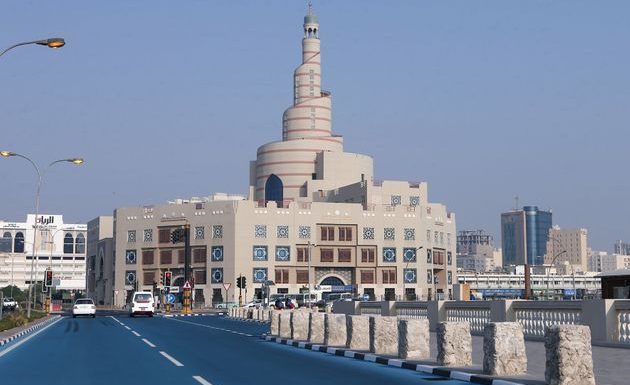 Face à la hausse des températures, le Qatar climatise ses rues