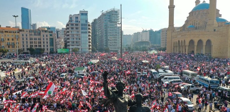 Liban : le mouvement de contestation ne faiblit pas