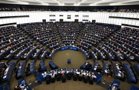 Le Parlement européen rejette une résolution favorable au sauvetage et à l’accueil des migrants