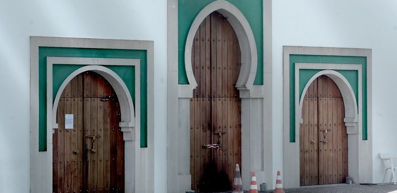 Des Insoumis au RN, la classe politique réagit à l’attaque contre la mosquée de Bayonne