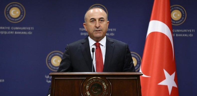 Ingérence ? La Turquie condamne le vote du Sénat français au sujet du voile islamique