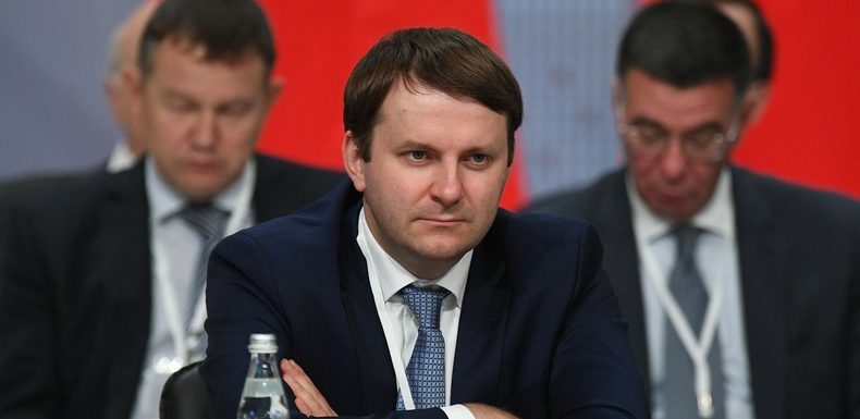 A Paris, le ministre russe de l’Economie annonce des investissements dans la transition écologique