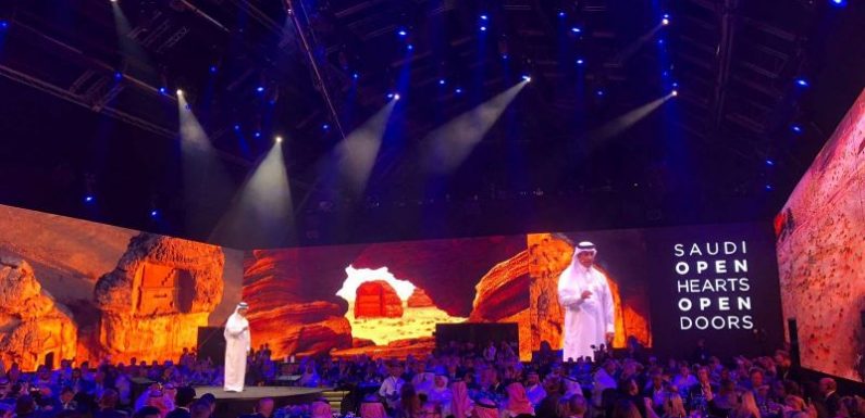 Arabie : les touristes violant « la décence publique » écoperont d’amendes