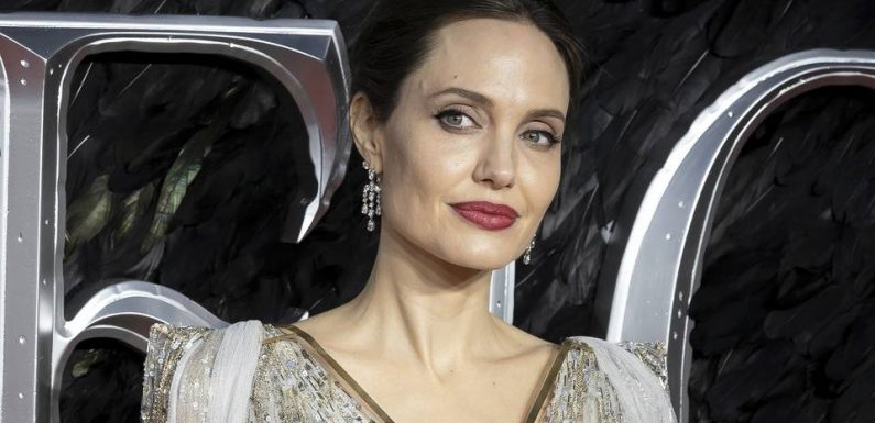 PODCAST. « Minute Papillon ! » : Angelina Jolie aux mille visages, grève du 5 décembre et applis antigaspi