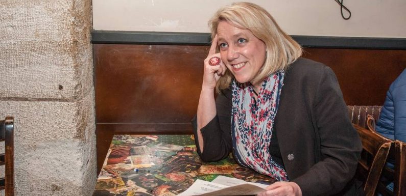 Municipales 2020 à Paris : Danielle Simonnet (LFI) veut « arrêter de faire de Paris la ville des riches »