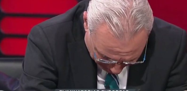 L’ancienne star du Barça fond en larmes après les débordements racistes et antisémites des fans bulgares