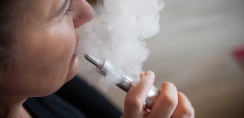 Vous avez arrêté de fumer grâce à l’e-cigarette, mais avez-vous réussi à arrêter de vapoter ? Racontez-nous