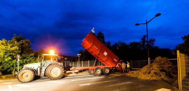 Les agriculteurs vont bloquer les routes ce mardi pour se faire entendre