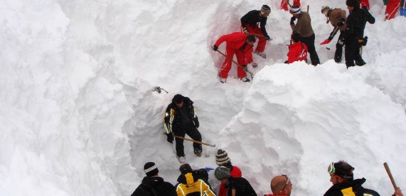 Hautes-Alpes: Un secouriste décède après une chute lors d’un secours en montagne