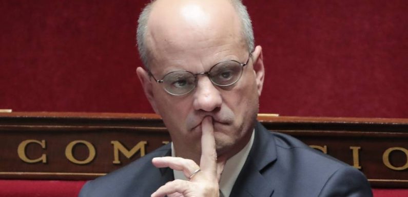Pourquoi Jean-Michel Blanquer s’affiche-t-il comme le porte-voix d’une laïcité stricte ?