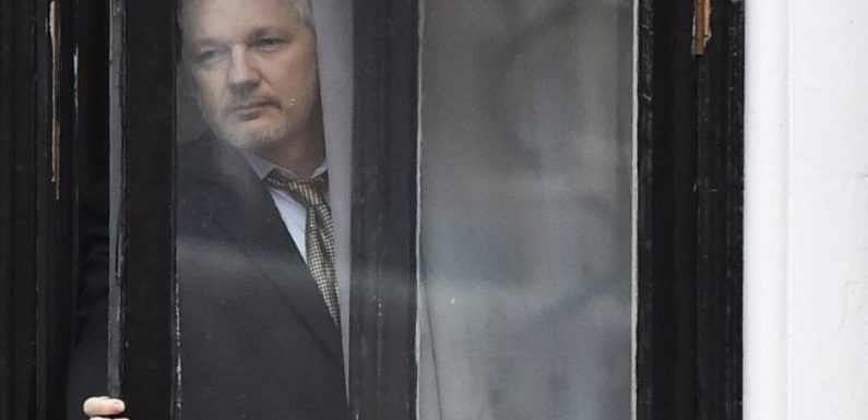 Espagne : Une enquête ouverte sur une société de sécurité qui espionnait Julian Assange à Londres