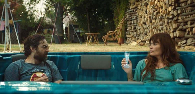 VIDEO. « Mytho » : Drôle, amorale, imprévisible… La série événement d’Arte montre la famille dans tous ses états