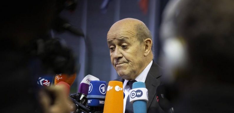 Irak : Jean-Yves Le Drian discute à Bagdad du sort des djihadistes étrangers