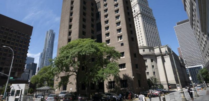 Etats-Unis : Un expert embauché par la famille de Jeffrey Epstein conteste la thèse du suicide