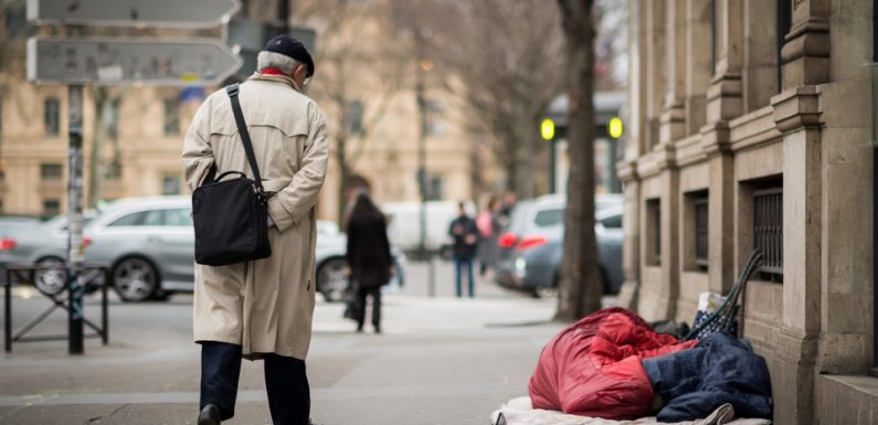 Une « possible » amende de 500 euros pour les SDF dénoncée par des associations