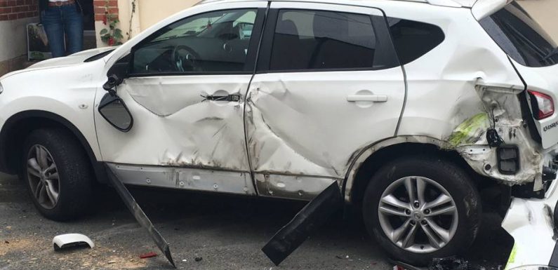 Vendée : Ils volent un engin de chantier et détruisent plusieurs voitures