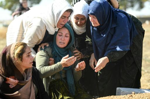 A la frontière turque, la peur de critiquer l’offensive en Syrie