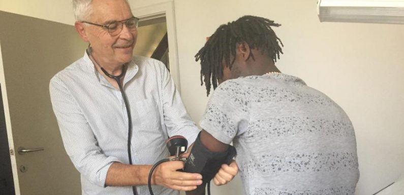 Un médecin soigne et héberge des migrants à Hannut: à la retraite, Luc procure des soins gratuits