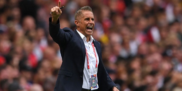 Sylvinho viré de l’OL : avant, « il portait les plots les jours d’entraînement », tacle Guy Roux