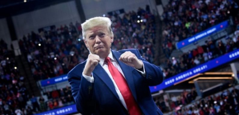Vulgaire, sexiste, injurieux: Trump dans le texte