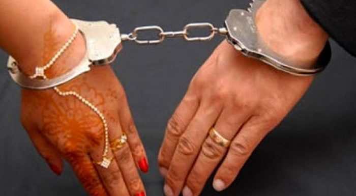 Belgique : une Marocaine porte plainte contre ses parents pour l’avoir mariée de force
