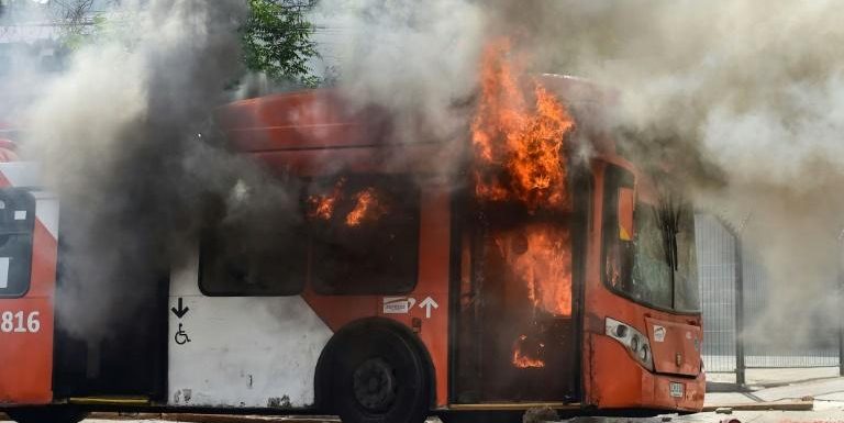 Chili: les autorités font marche arrière sur la hausse du prix des transports