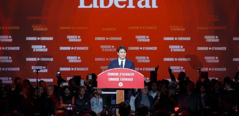 Elections au Canada : Justin Trudeau sauve les meubles, les laïques font recette