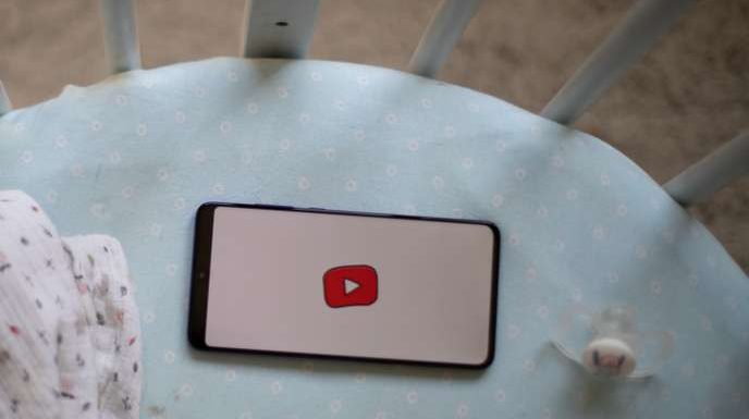 L’algorithme de recommandation de YouTube critiqué pour sa mise en avant de contenus extrêmes