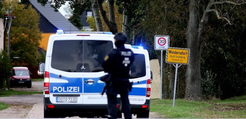 Allemagne : deux personnes abattues près d’une synagogue, l’antiterrorisme saisi