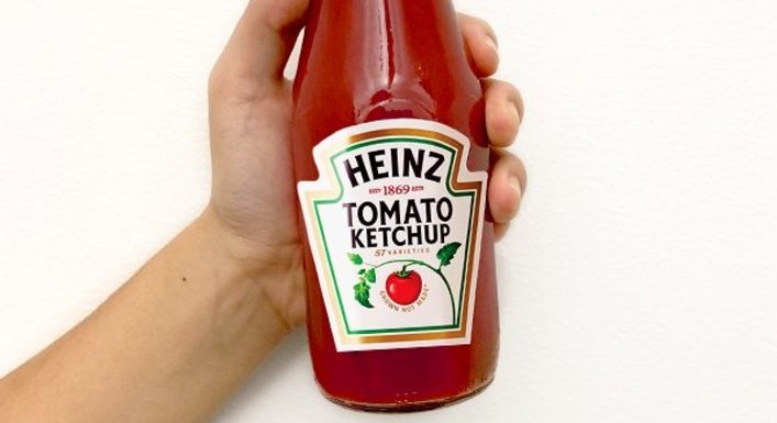 Produits transformés et coupe drastique des coûts : la chute de Kraft Heinz, symbole d’une consommation qui change