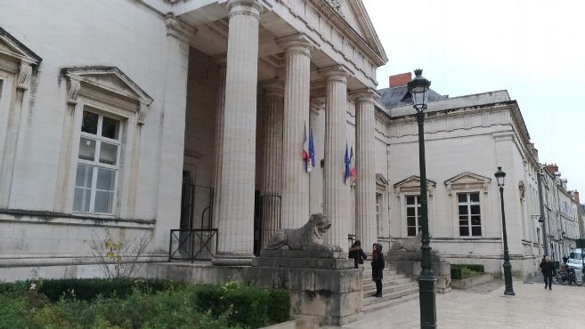 Coups sur sa compagne et son bébé : un Orléanais condamné à quatre mois de prison ferme