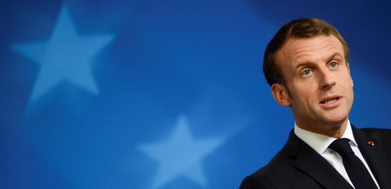 Macron, toujours plus à droite