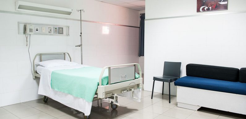 Crise à l’hôpital : 900 lits fermés à Paris faute de personnels soignants