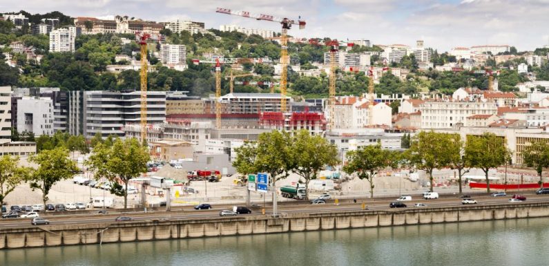 Combien de m² peut-on louer à Lyon pour 723 euros par mois ?