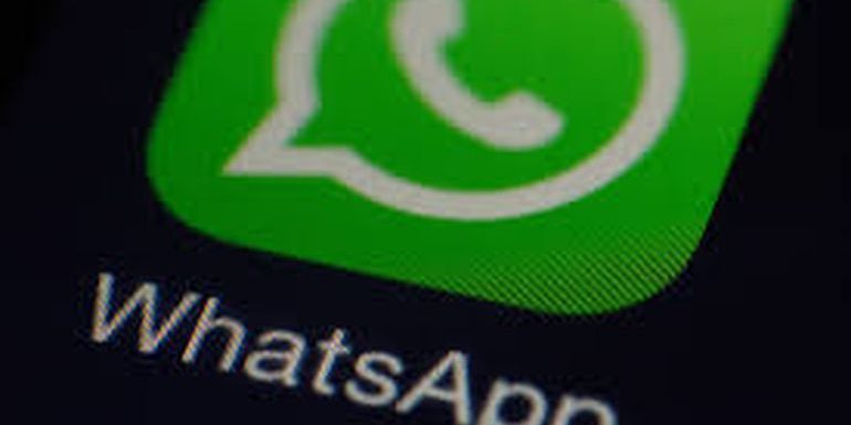 WhatsApp teste la programmation de l’auto-destruction des messages