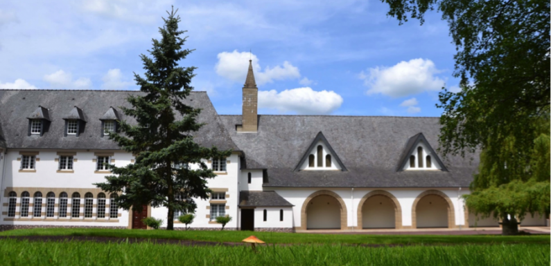 L’abbaye de Campénéac : chocolat, biscuits et compagnie