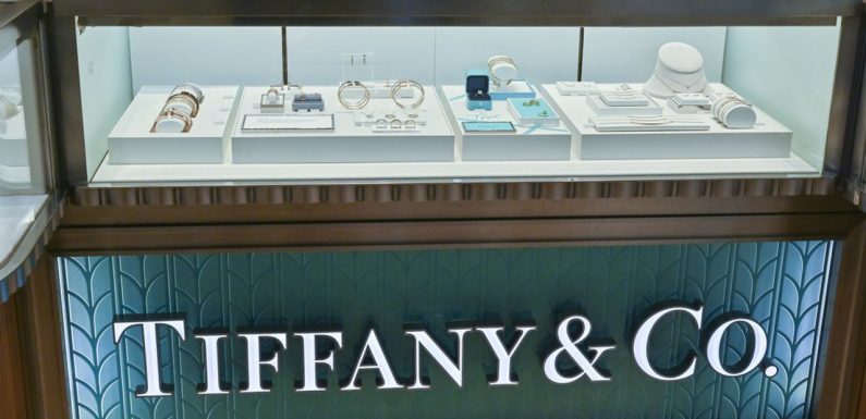 LVMH s’offre les bijoux Tiffany et signe la plus grosse acquisition de son histoire