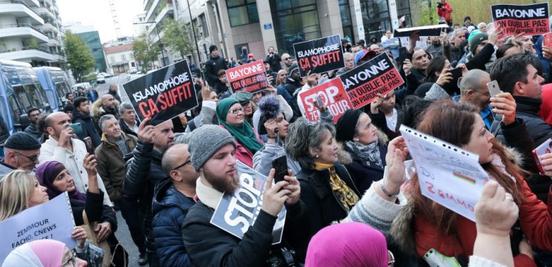 Manifestation contre l’islamophobie : quand la gauche perd son honneur