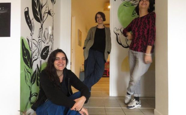 Aubervilliers (93) : trois amies artistes ouvrent un café « mixte et intergénérationnel » dans le cité chaude de la Maladrerie