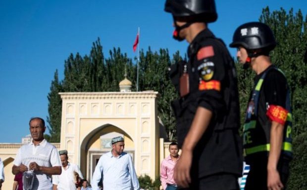 « Soyez sans pitié ! » : des documents secrets révèlent comment l’internement des musulmans a été organisé par la Chine
