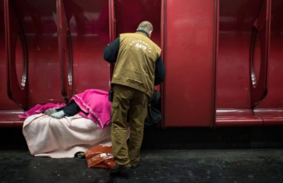 De plus en plus de SDF réfugiés dans le métro sont des travailleurs pauvres