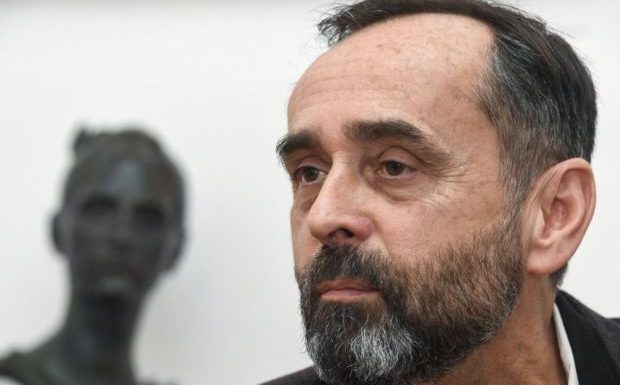 Béziers (34) : des Républicains se rapprochent de Robert Ménard et du RN pour les municipales