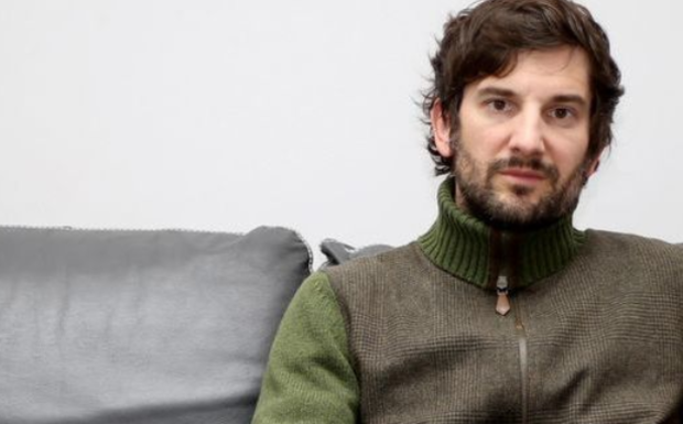 Pour l’humoriste Gaspard Proust : « Voltaire ne reconnaîtrait plus son pays »