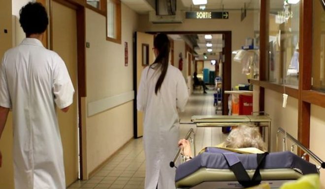 Hôpital public : « On frise la crise sanitaire »