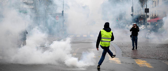 Gilets jaunes : incidents à Paris, 41 interpellations à midi