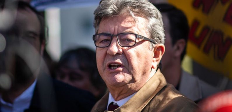 Mélenchon « persiste et signe » en faveur de la marche contre l’islamophobie