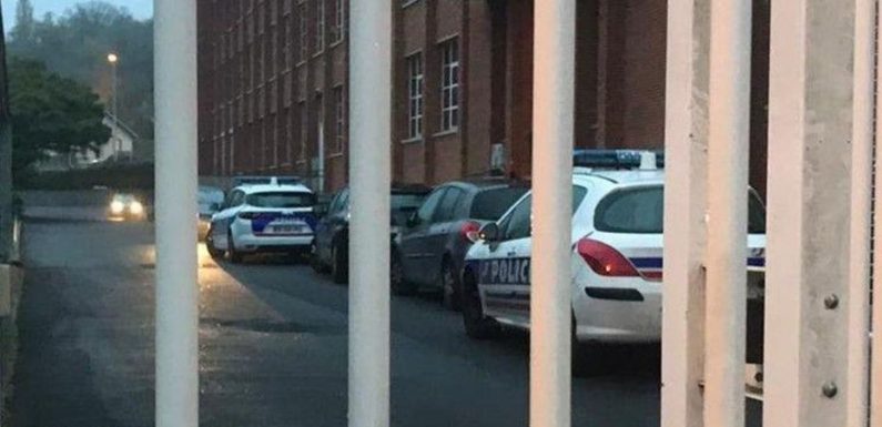 Une jeune fille tente de s’immoler par le feu dans son lycée en Seine-Saint-Denis