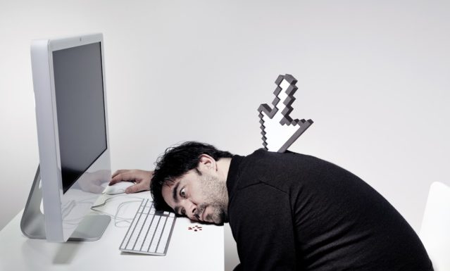 Illectronisme : voyage dans une France mise sur la touche